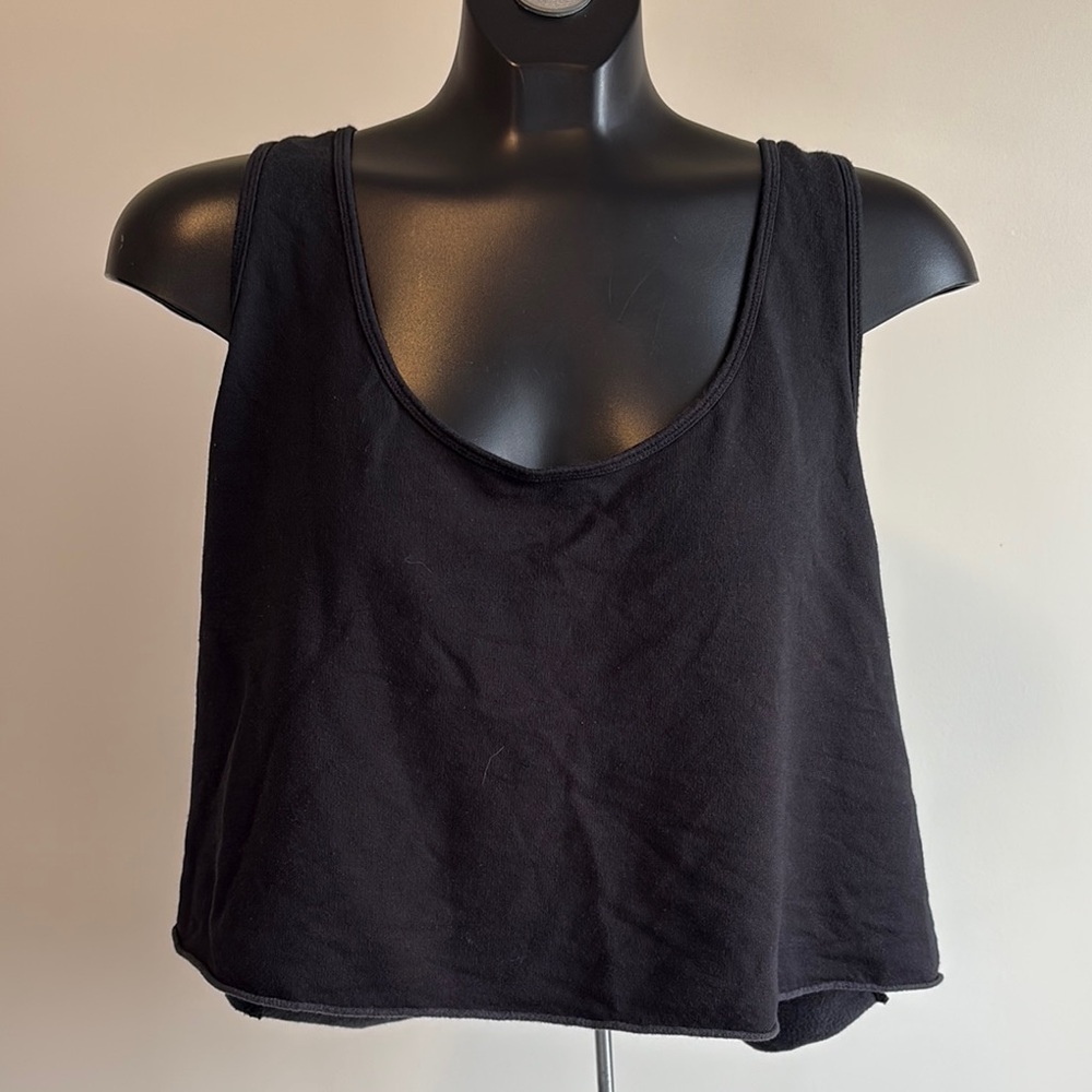 Chic Black Sleeveless Tank Top